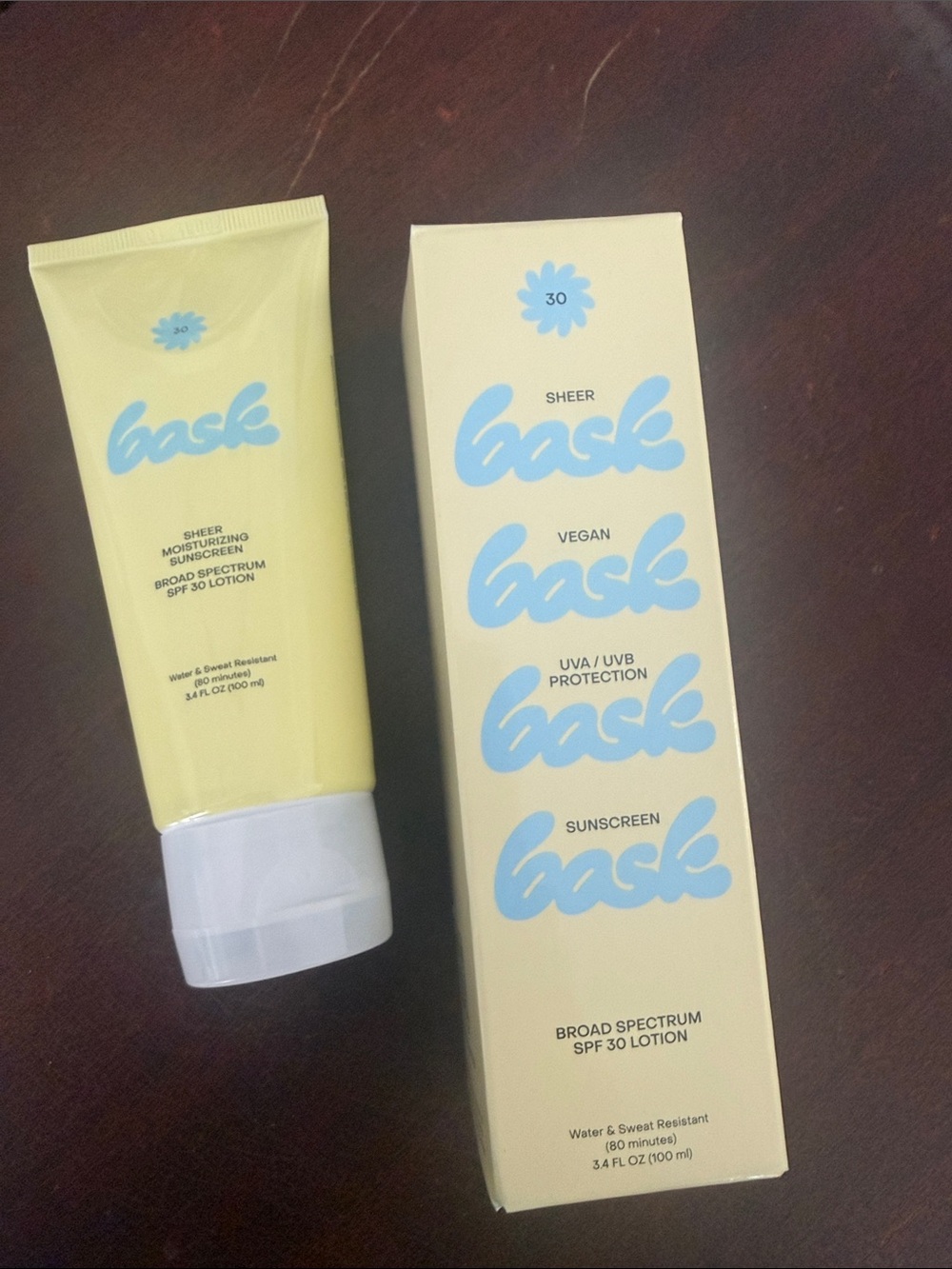 Sheer Moisturizing Sunscreen SPF 30 - Yellow